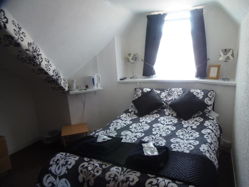 Oban House Hotel Blackpool Bagian luar foto
