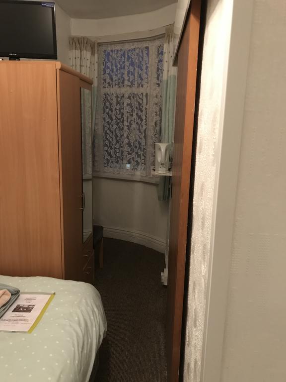Oban House Hotel Blackpool Bagian luar foto